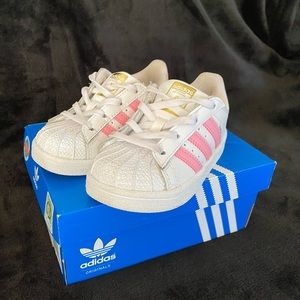 Toddler 6K Adidas Superstar I sneakers